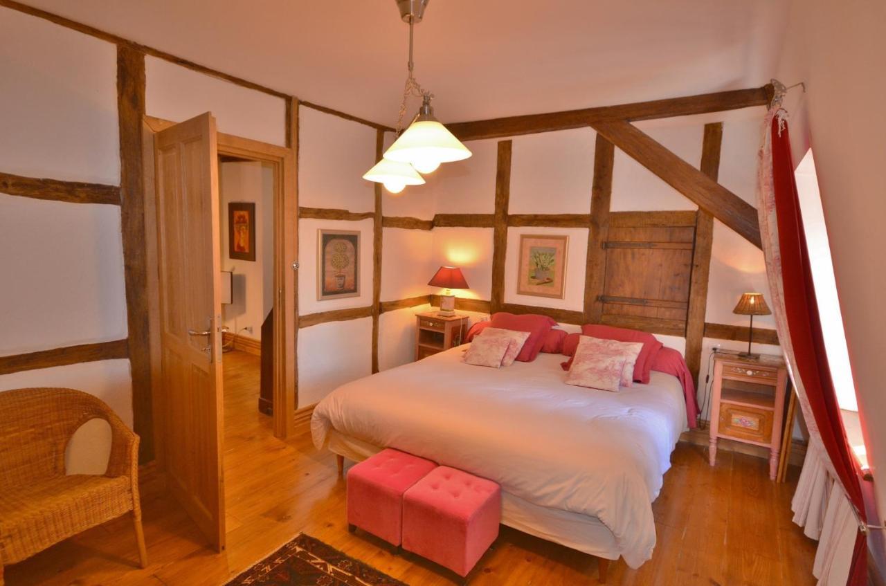 Chambres D'Hotes Chateau De Grunstein Стоцхейм Экстерьер фото